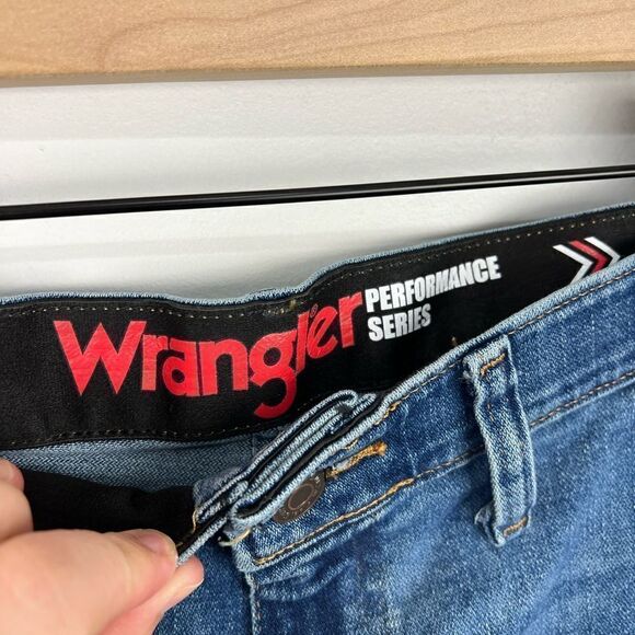 Wrangler Performance Series Denim Blue Jeans 42 X 30 - Picture 2 of 7